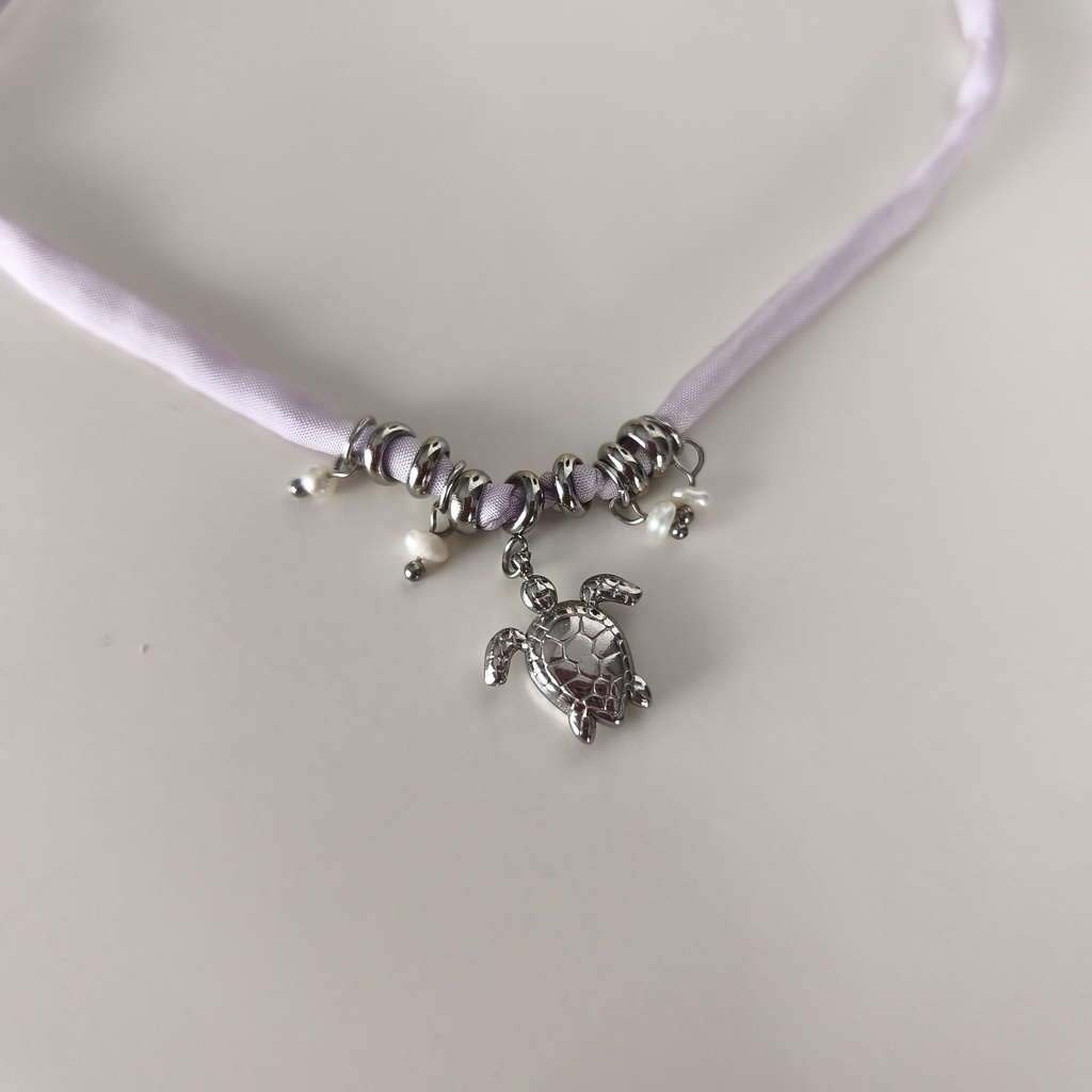 Collar Cinta de Seda Malva Tortuga (Plateado)