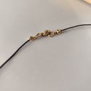 Collar Cuerda Macramé Negro Luna (Dorado)