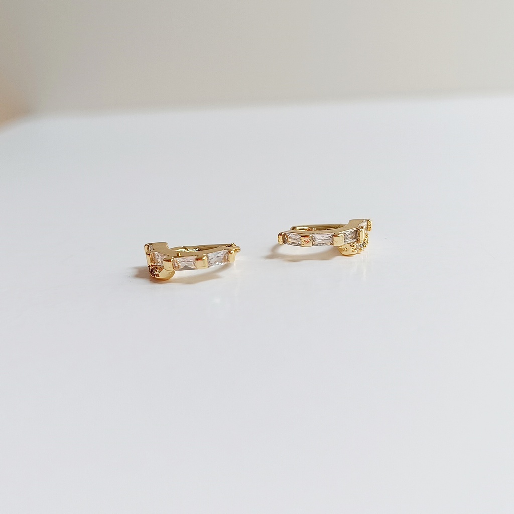 Aros Mix Circonitas Redonda Y Rectangular Dorado