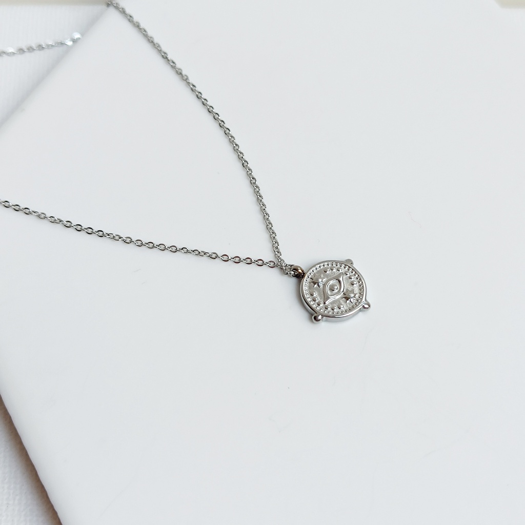 Collar Chapa Ojo Estrellas Plateado