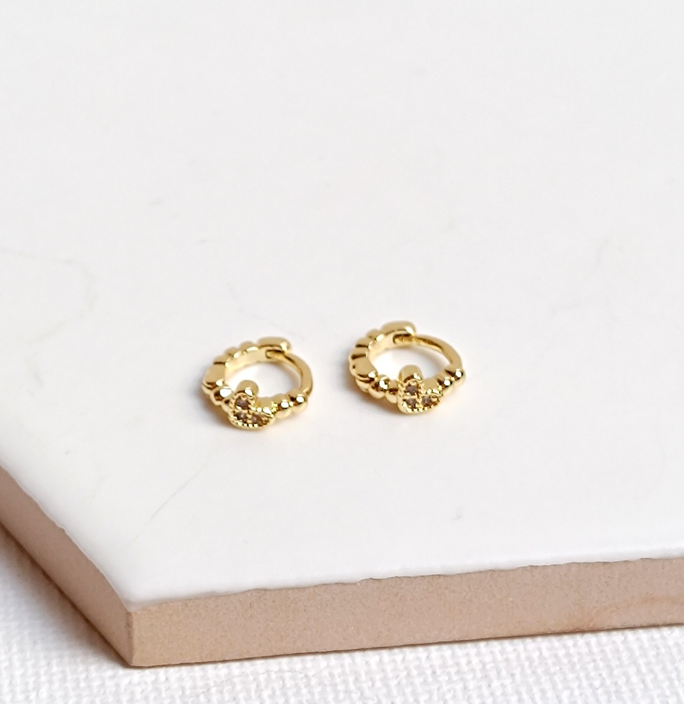 Mini Aros Circonitas Corazón Dorado