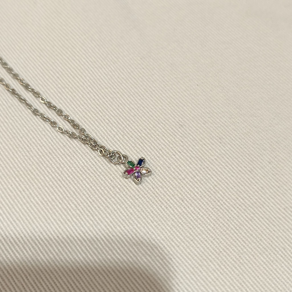 Collar Flor Circonitas Colores Plateado