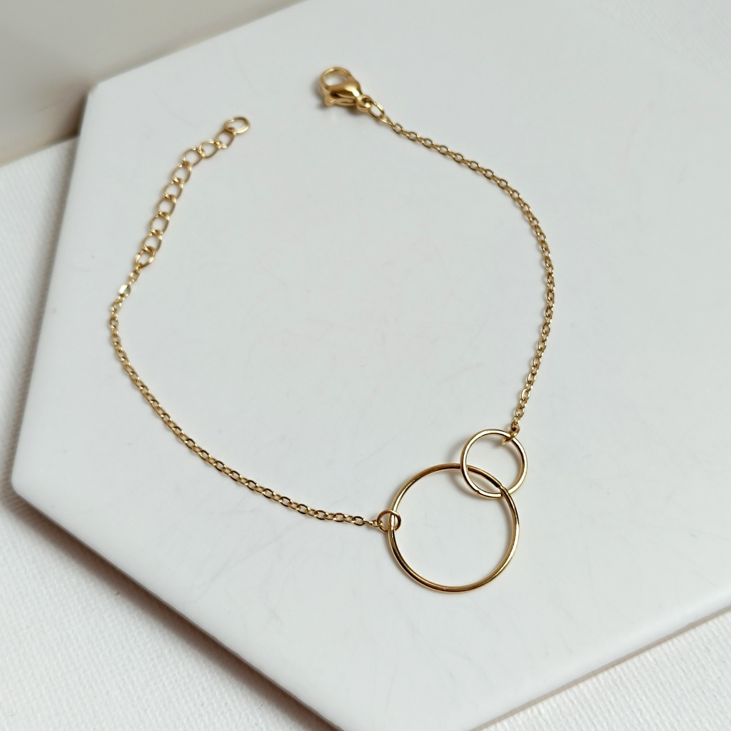 Pulsera Doble Círculo Dorado