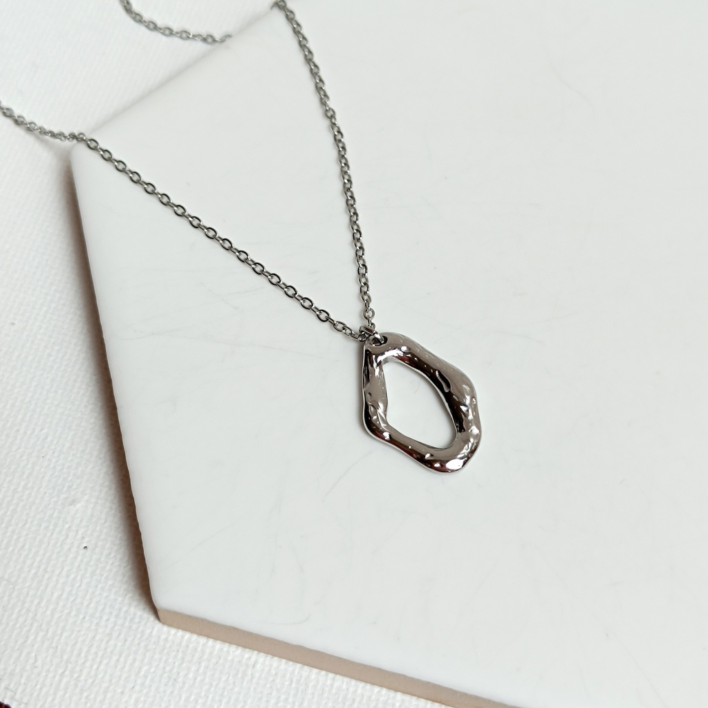 Collar Rombo Textura Plateado