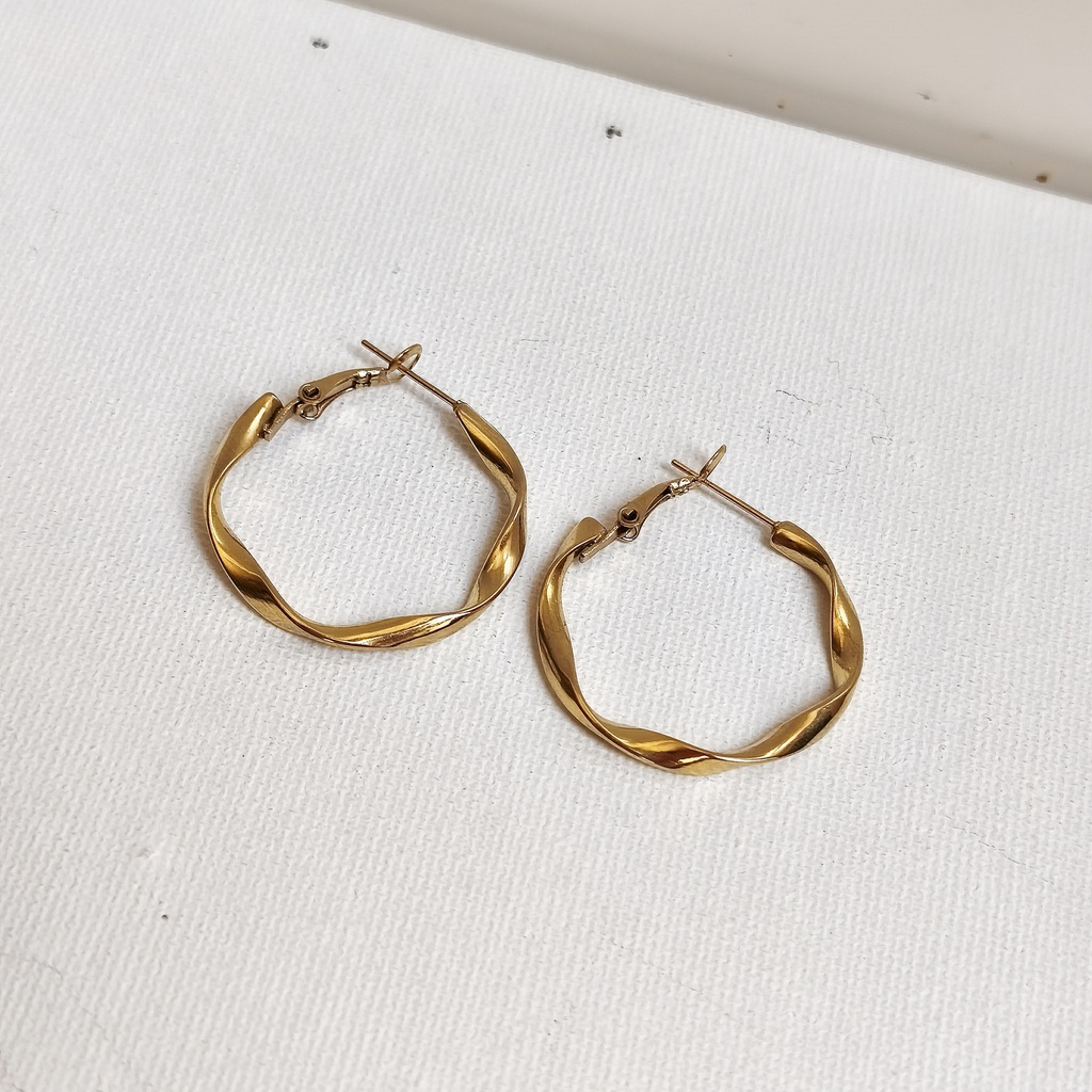 Aros Pequeño Espiral Dorado