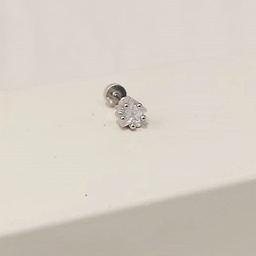 [PR011] Pendiente Estrella Circonita Plateado (Rosca)