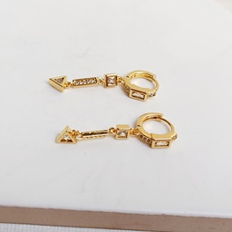 Aros Circonitas Charm Triángulo Cuadrado Dorado