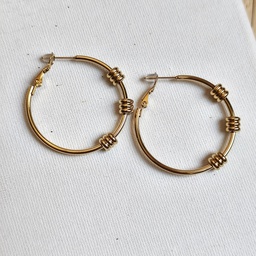 Aros Detalle Tres Círculos Dorado