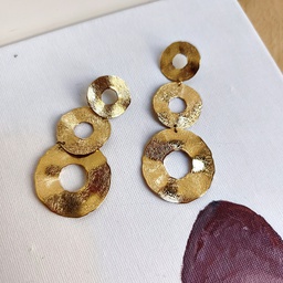 Pendientes Tres Círculos Textura Dorado